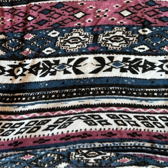 LA Hearts Women’s Geometric Abstract Print Spaghetti Strap Crop Top Size Small - Picture 6 of 9